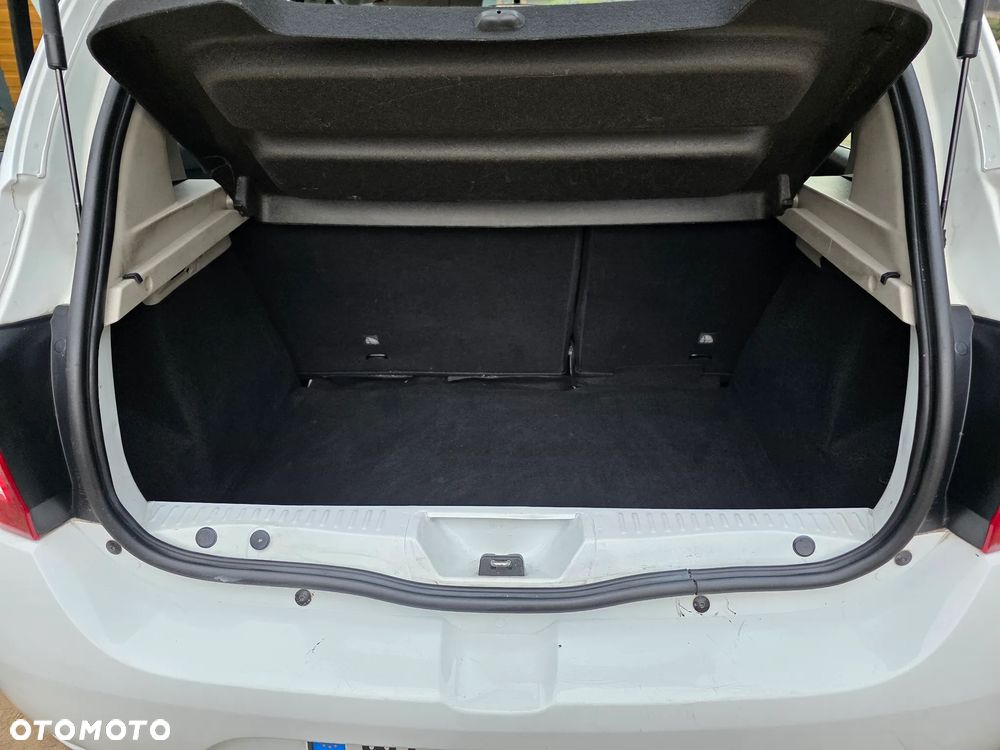 Dacia Sandero 1.2 16V Access - 8