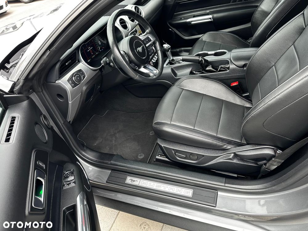 Ford Mustang 5.0 V8 GT - 15