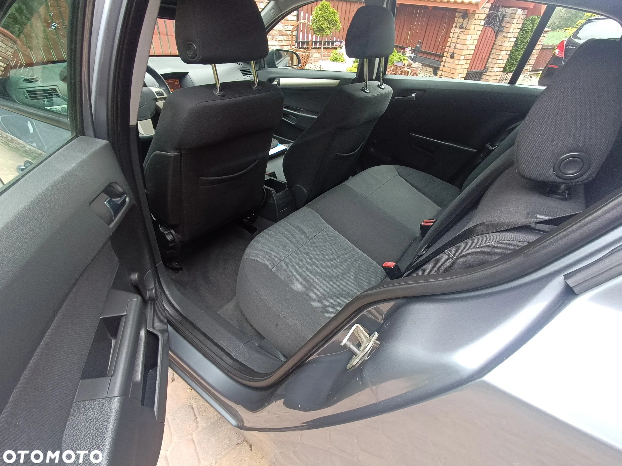 Opel Astra 1.6 - 13