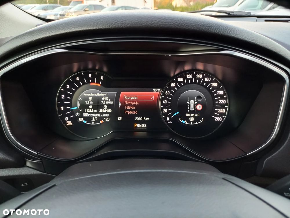 Ford Mondeo 2.0 TDCi Titanium PowerShift - 29