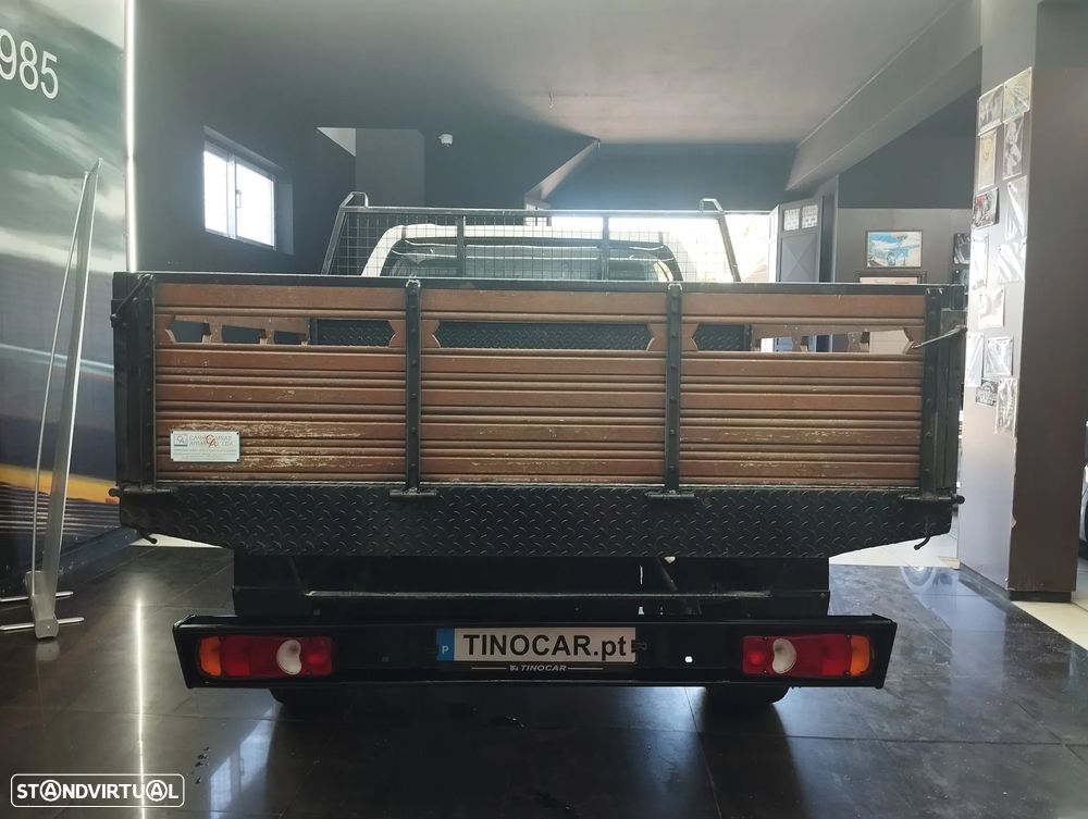 Toyota Hilux 2.4 D-4D 2WD CD CM - 9