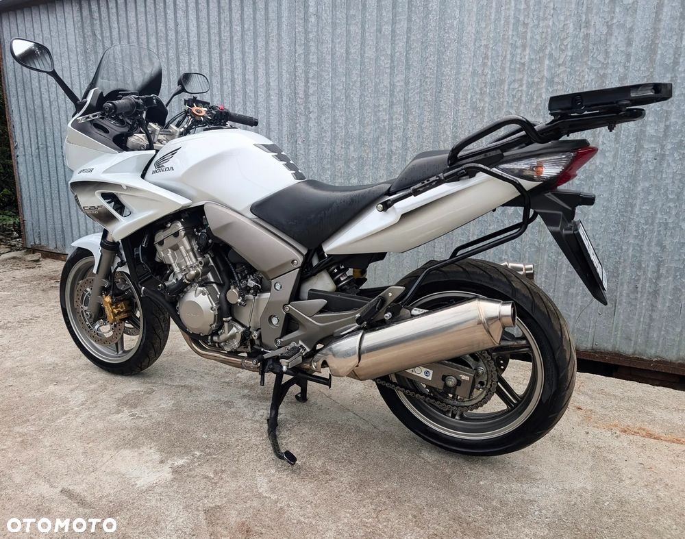 Honda CBF - 7