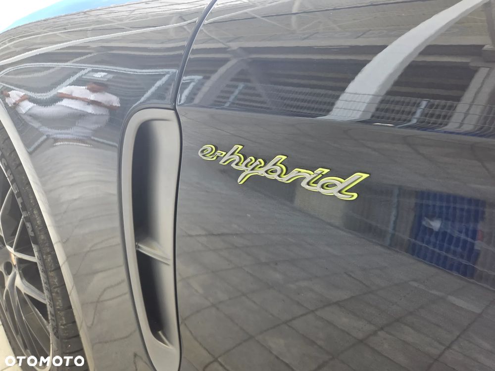 Porsche Panamera 4 E-Hybrid Platinum Edition - 7