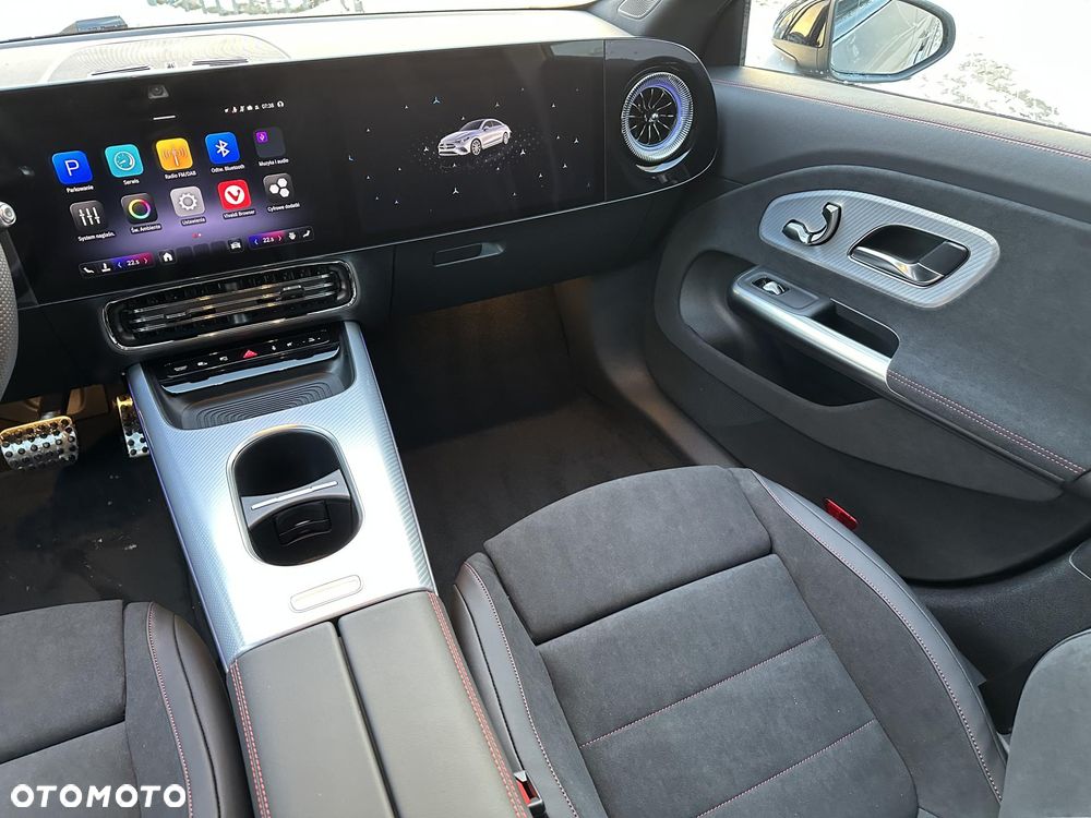 Mercedes-Benz CLA 200 mHEV 8G-DCT - 13