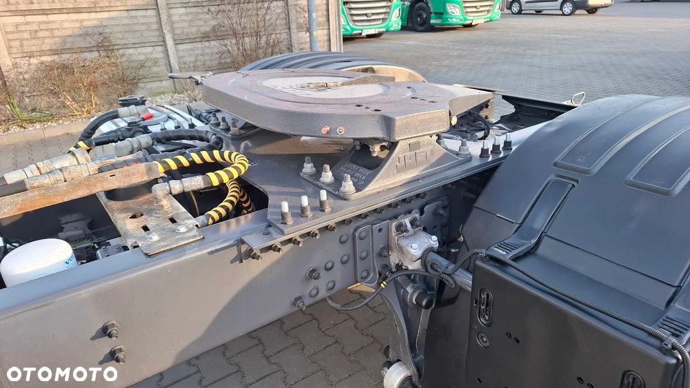 Volvo FM 430 / PEŁNY ADR / HYDRAULIKA + PRZYSTAWKA DO KOMPRESORA / MASA WŁASNA 6620 kg - 15