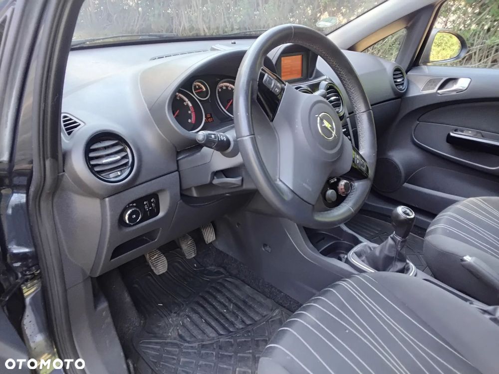 Opel Corsa 1.4 16V Edition 111 Jahre - 2