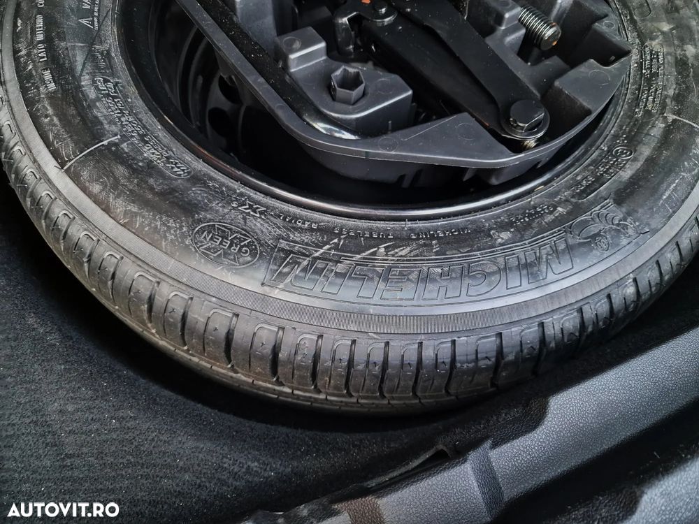 Renault Megane ENERGY dCi EDC Intens - 19