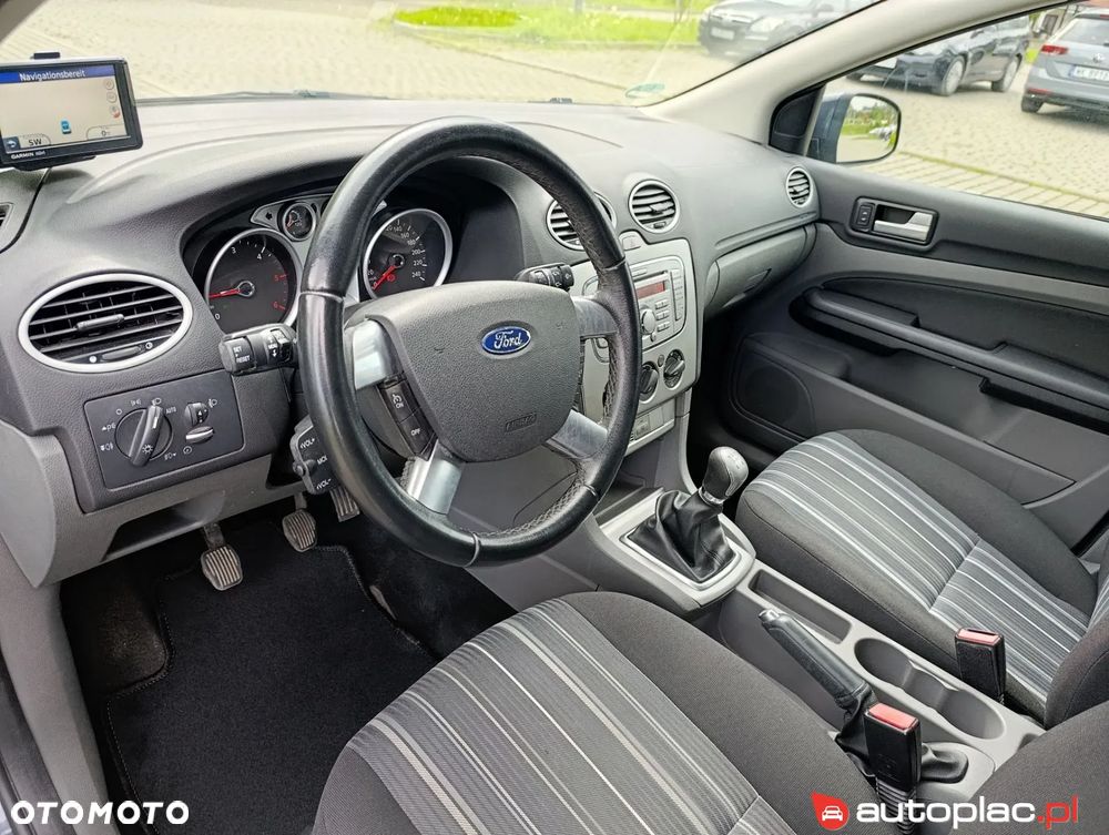 Ford Focus 1.6 TDCi DPF Trend - 12
