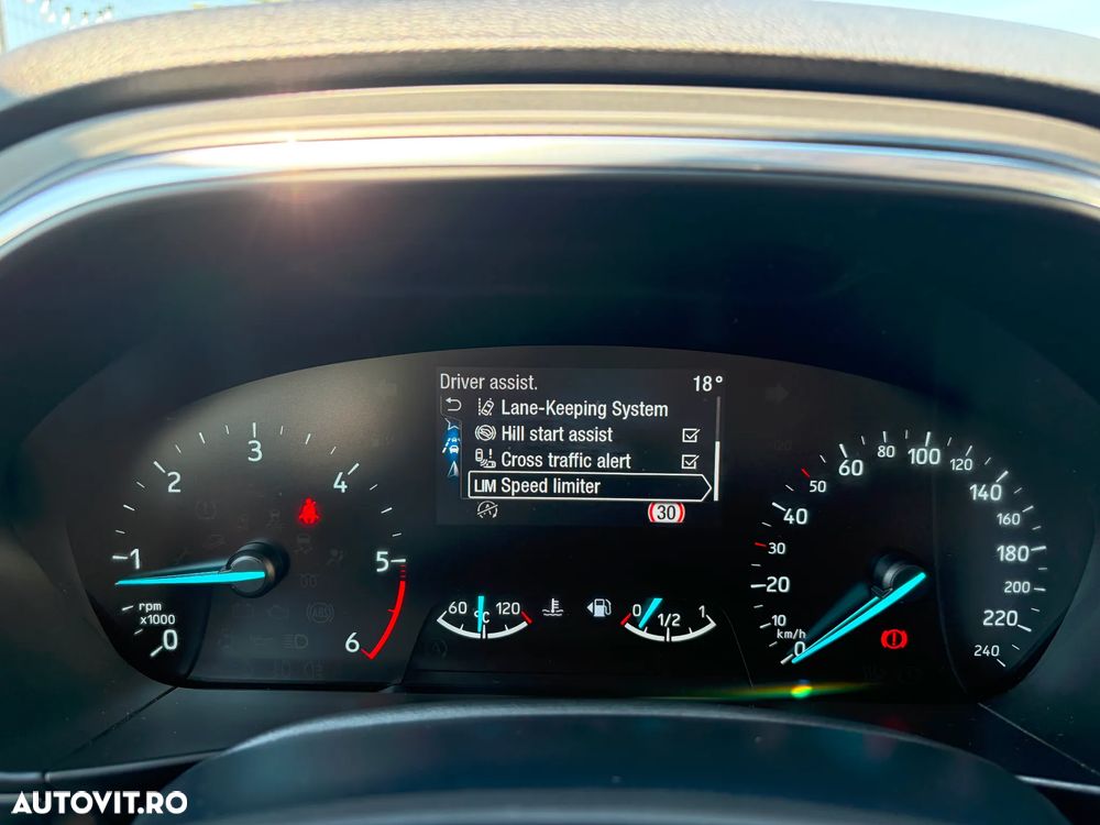 Ford Focus 1.5 EcoBlue Titanium X - 18