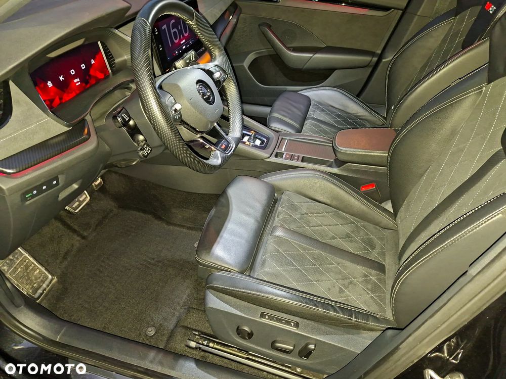 Skoda Octavia 2.0 TSI RS DSG - 5