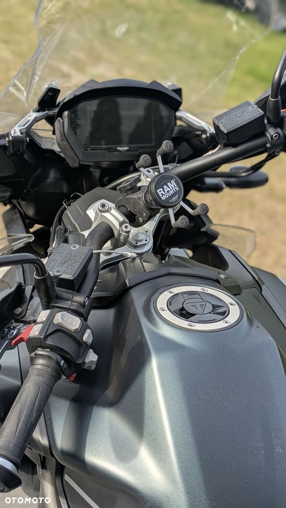 Triumph Tiger - 5