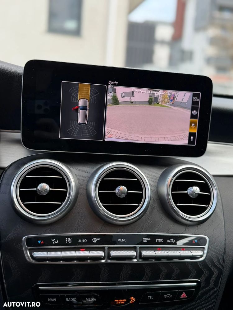 Mercedes-Benz C 200 d T Avantgarde - 22