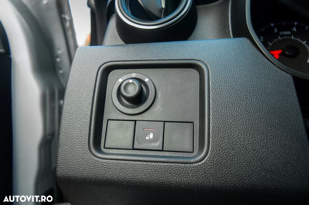 Dacia Duster 1.5 Blue dCi 4WD Prestige jante 17" - 28