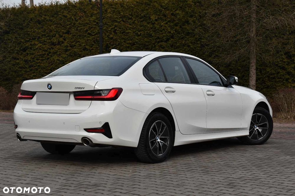 BMW Seria 3 318i Advantage - 4