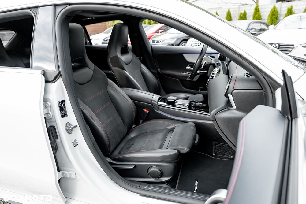 Mercedes-Benz CLA 200 d 8G-DCT Edition AMG Line - 24