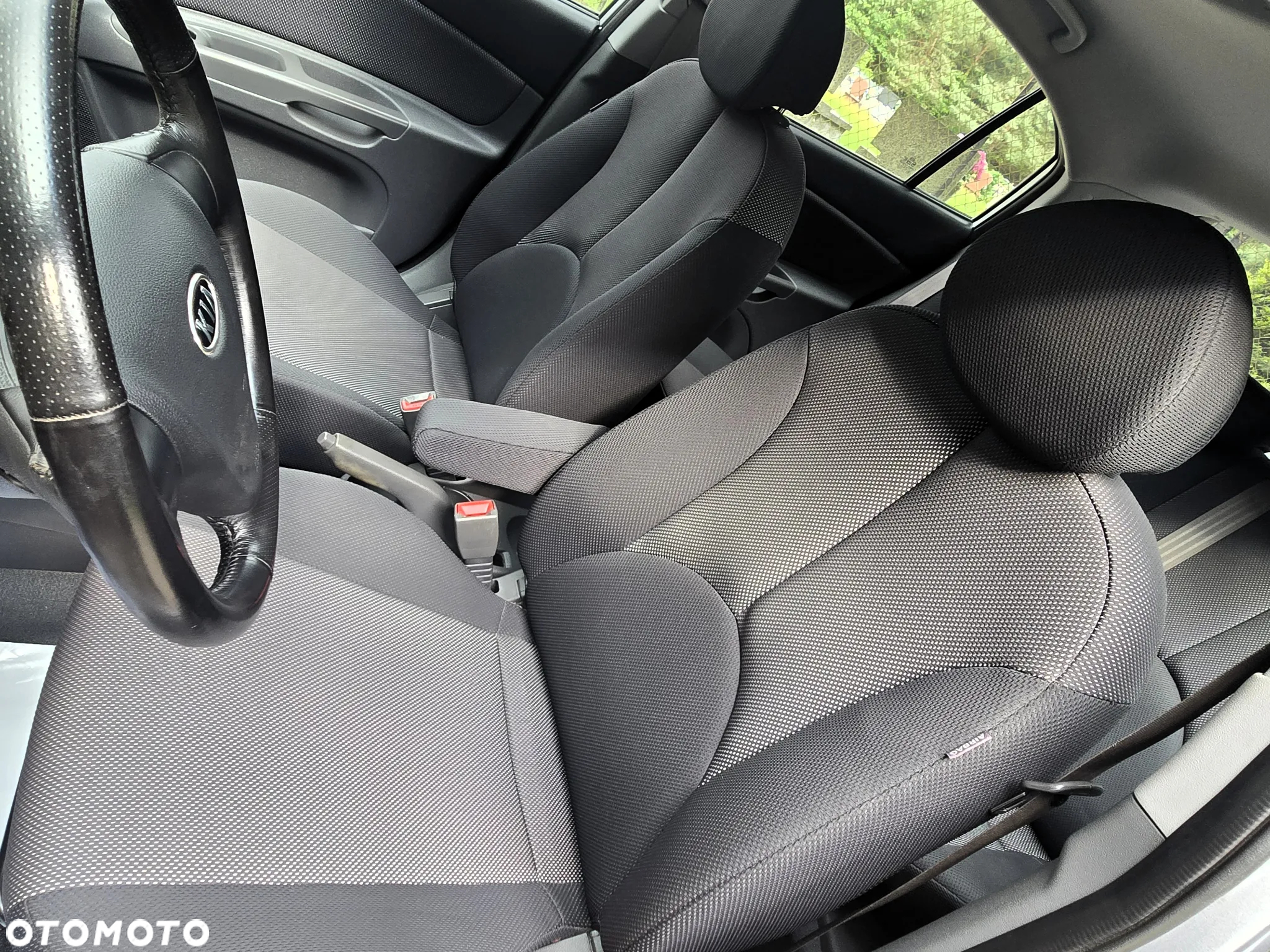Kia Rio 1.4 Comfort - 17