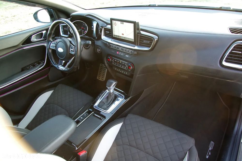 Kia ProCeed 1.6 CRDi DCT7 SCR GT LINE - 27
