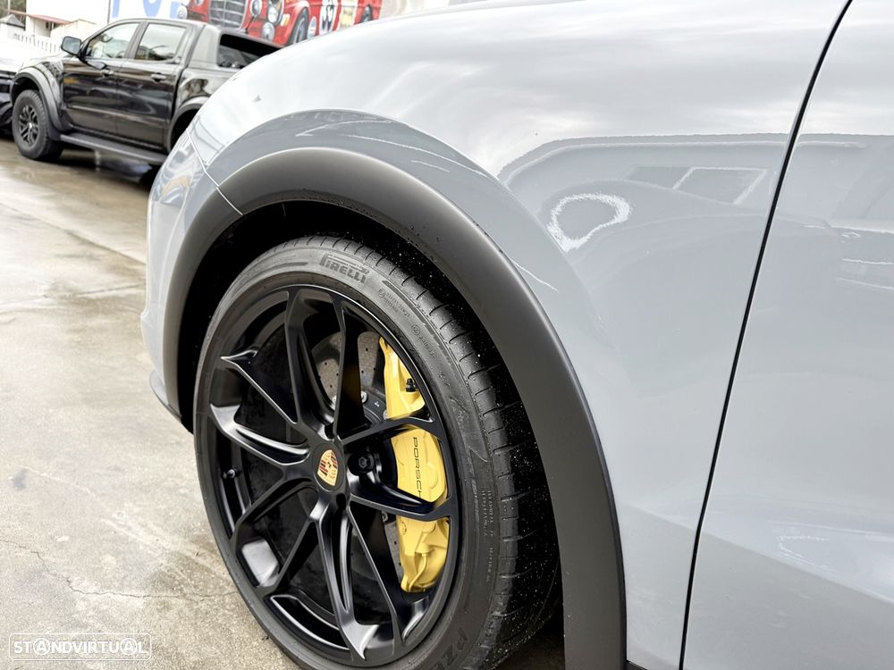 Porsche Cayenne Coupé Turbo - 59