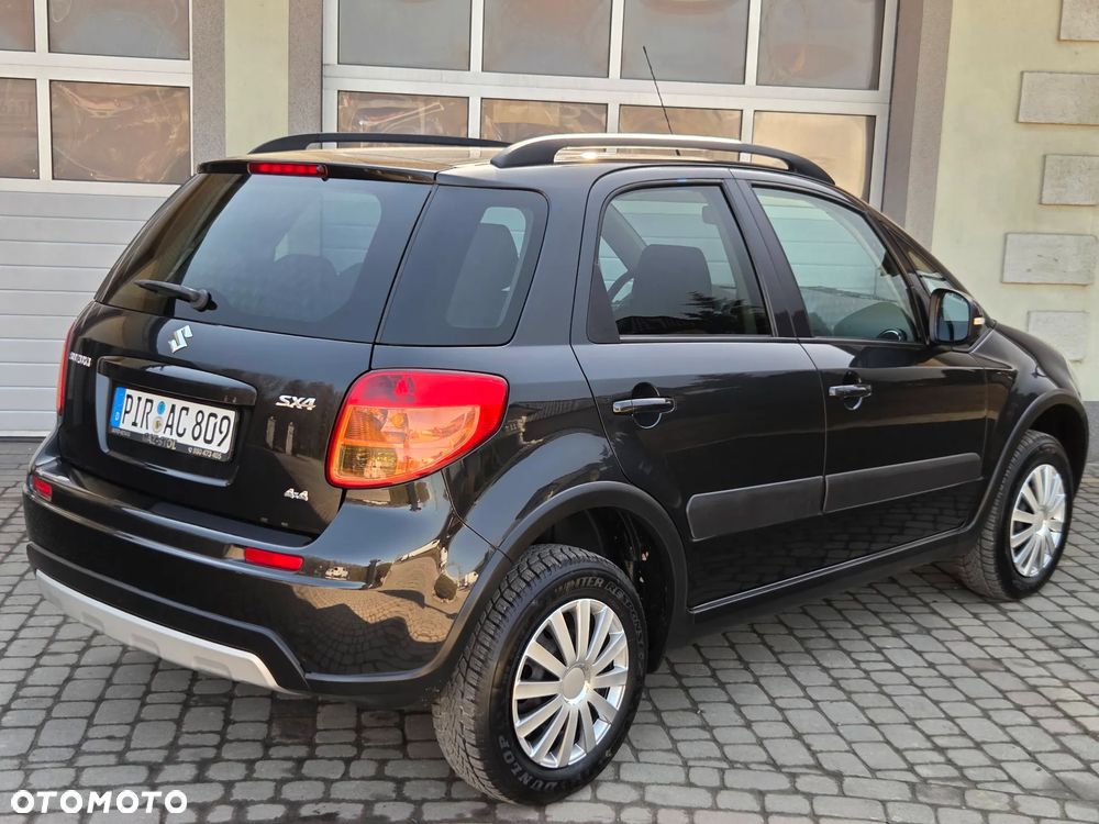 Suzuki SX4 1.6 VVT 4x4 Style - 18
