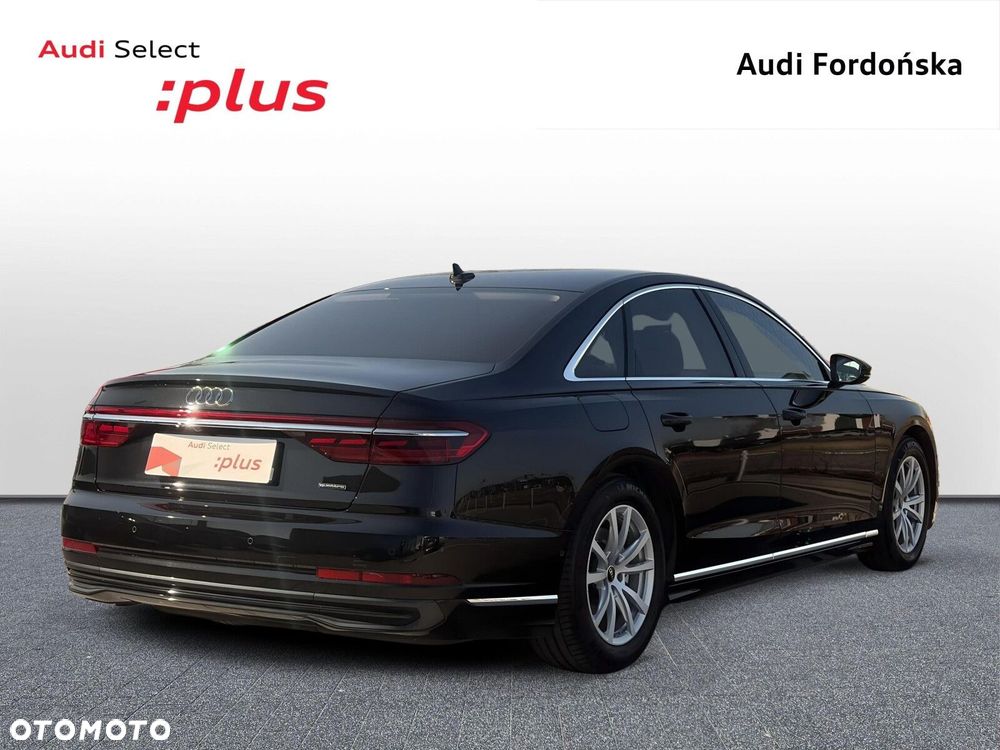 Audi A8 - 5