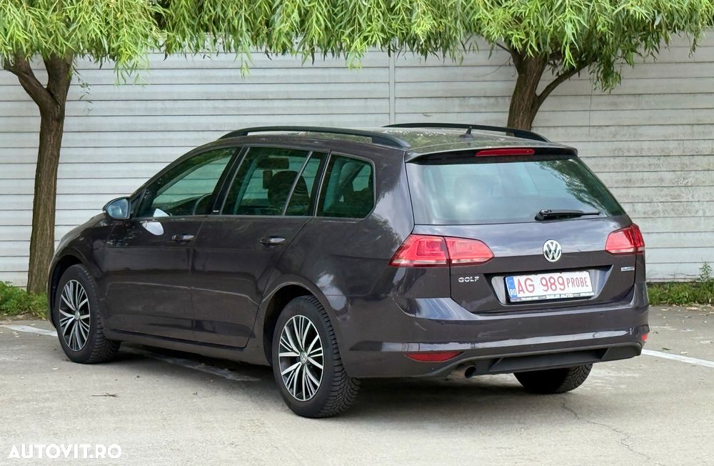 Volkswagen Golf 1.6 BlueTDI DSG Comfortline - 4
