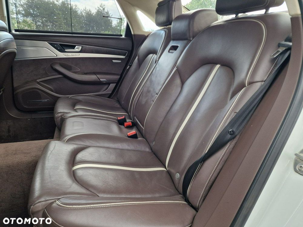 Audi A8 4.2 TDI DPF (clean diesel) quattro tiptronic Lang - 14