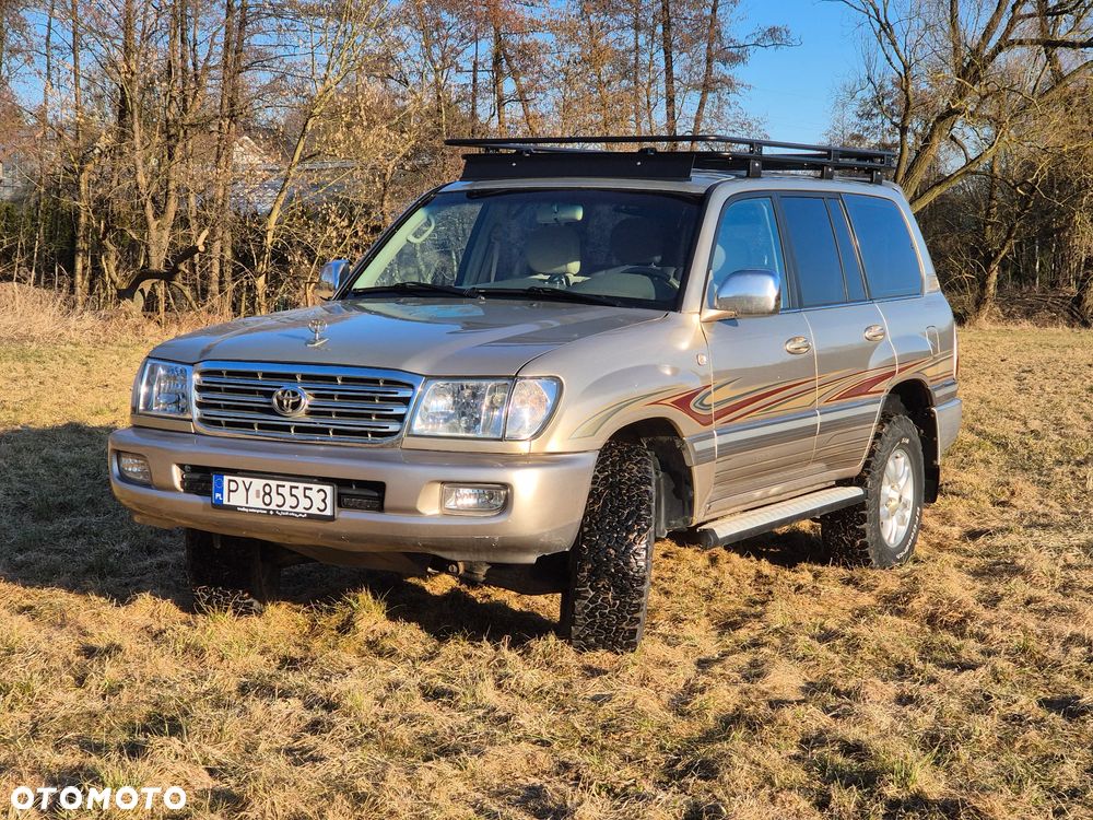 Toyota Land Cruiser - 3
