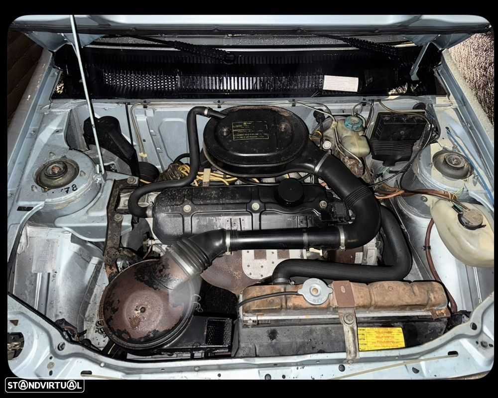 Peugeot 305 - 15