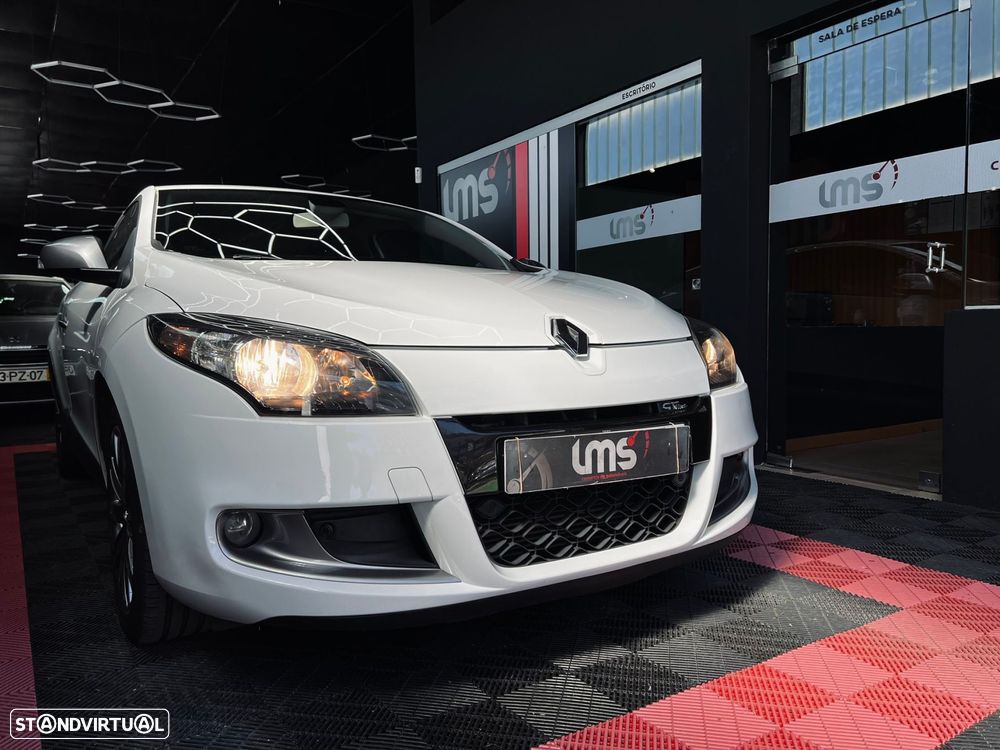 Renault Mégane Coupe 1.5 dCi GT Line EDC - 4