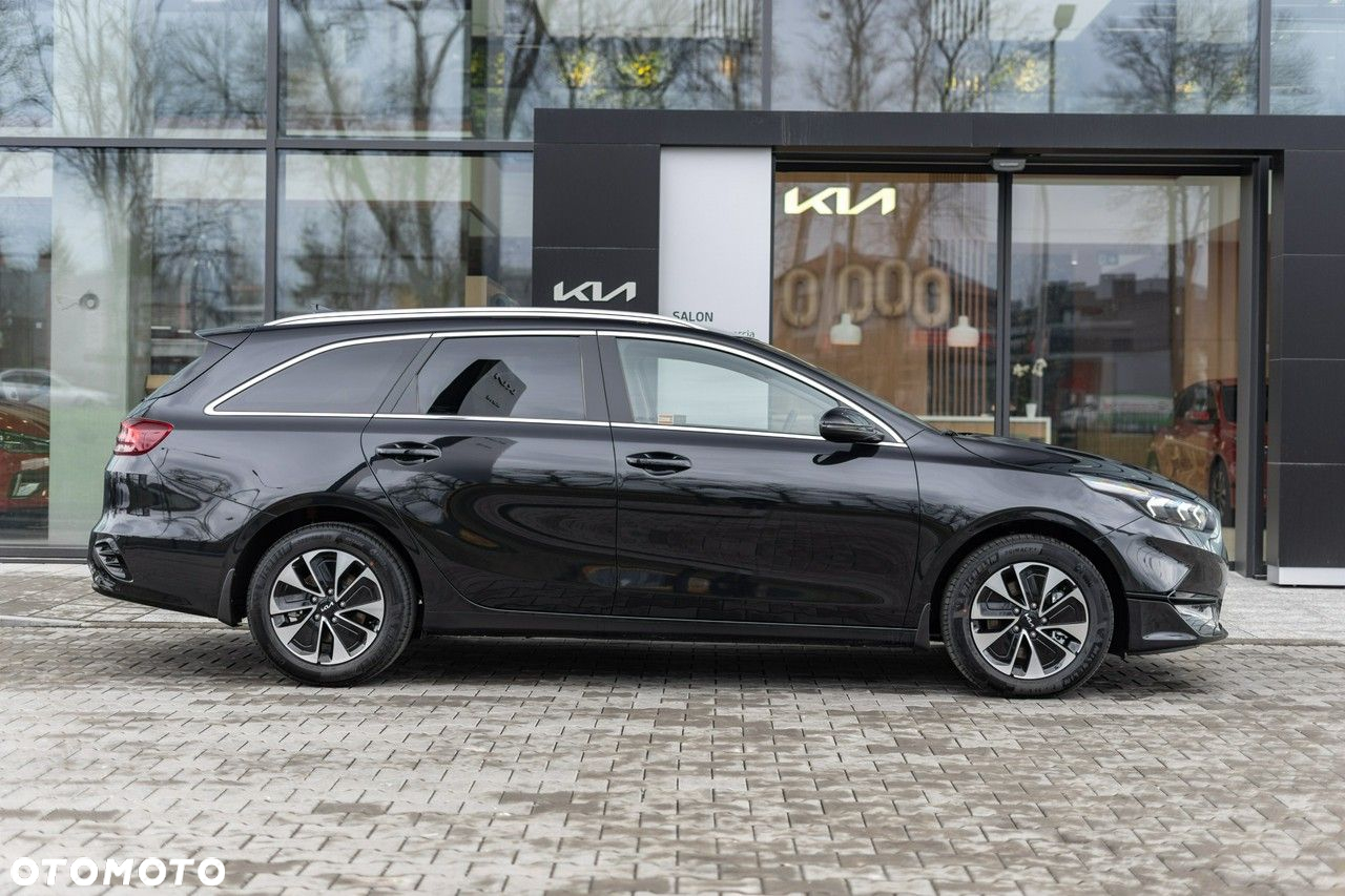 Kia Ceed - 6