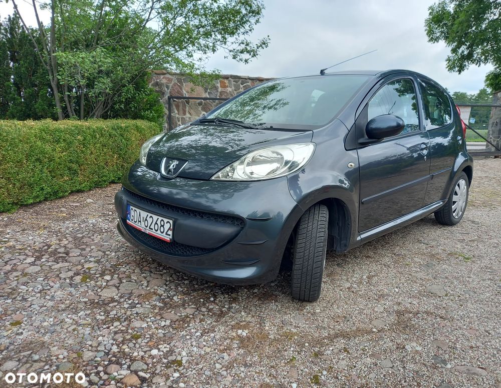 Peugeot 107 - 1