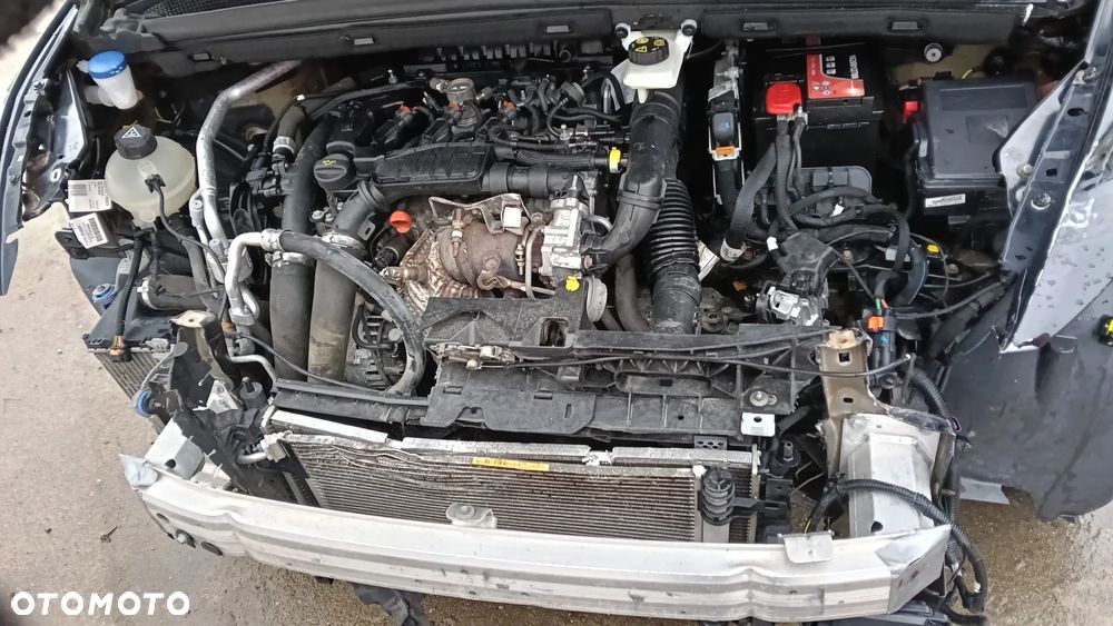 Citroën C4 SpaceTourer Grand PureTech 130 Stop&Start LIVE PLUS - 22