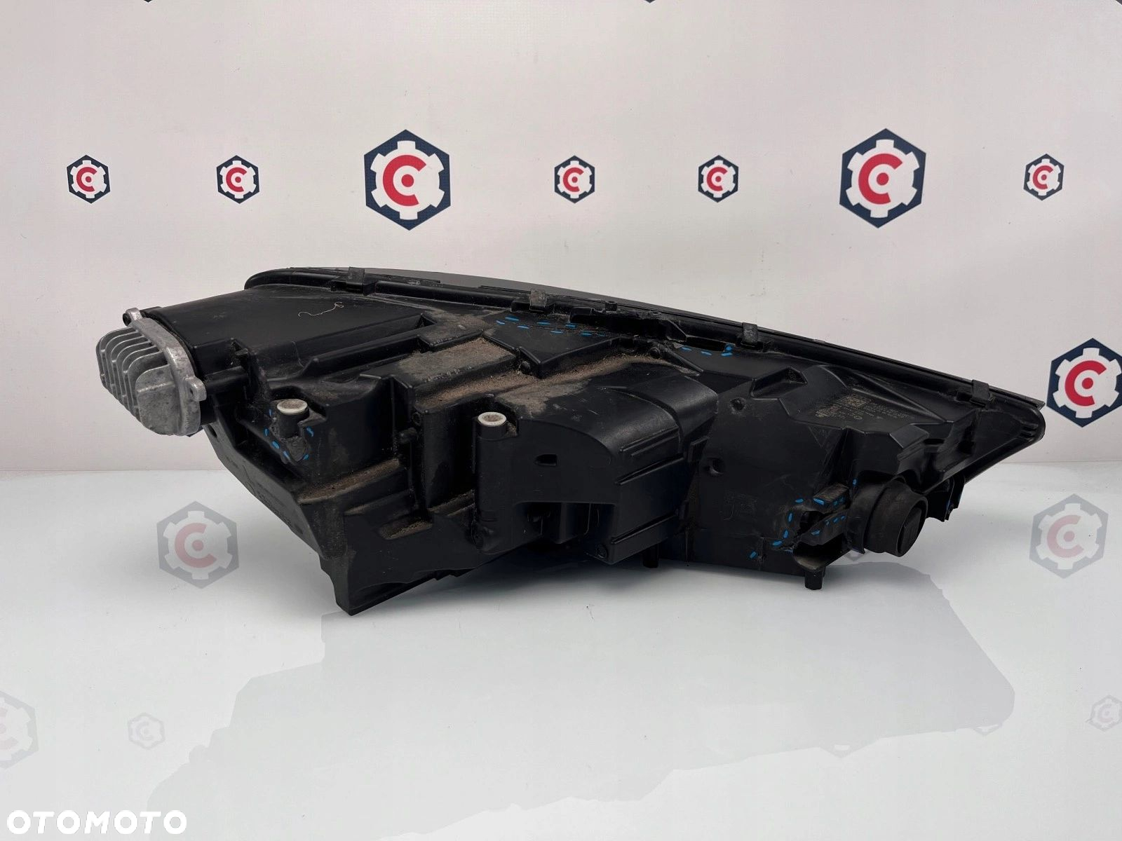LAMPA LEWA PRZÓD AUDI A4 B9 FULL LED - 5
