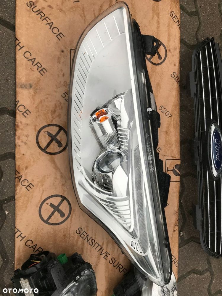 LAMPA PRZÓD LEWA FORD B-MAX AV11-13W030-XX - 1