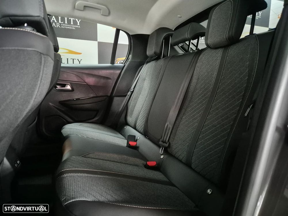Peugeot 208 PureTech 100 Allure Pack - 10