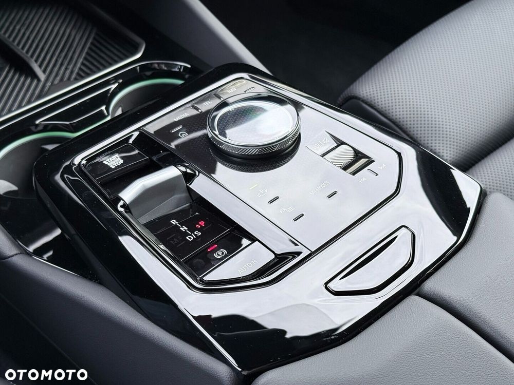 BMW Seria 5 - 28