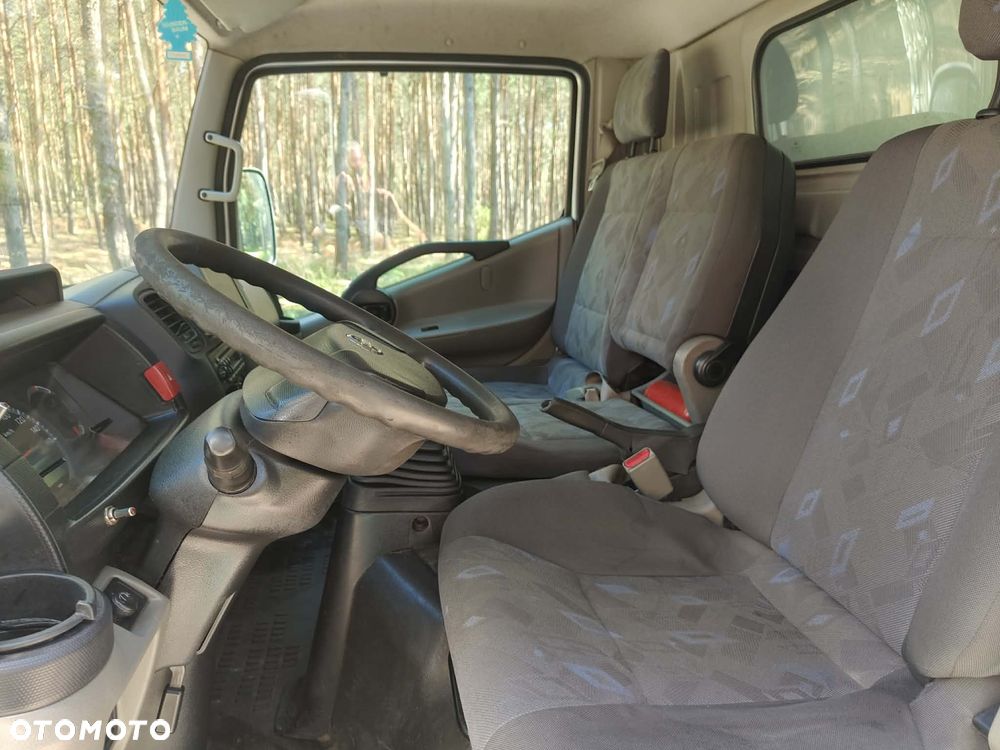 Nissan CABSTAR - 6