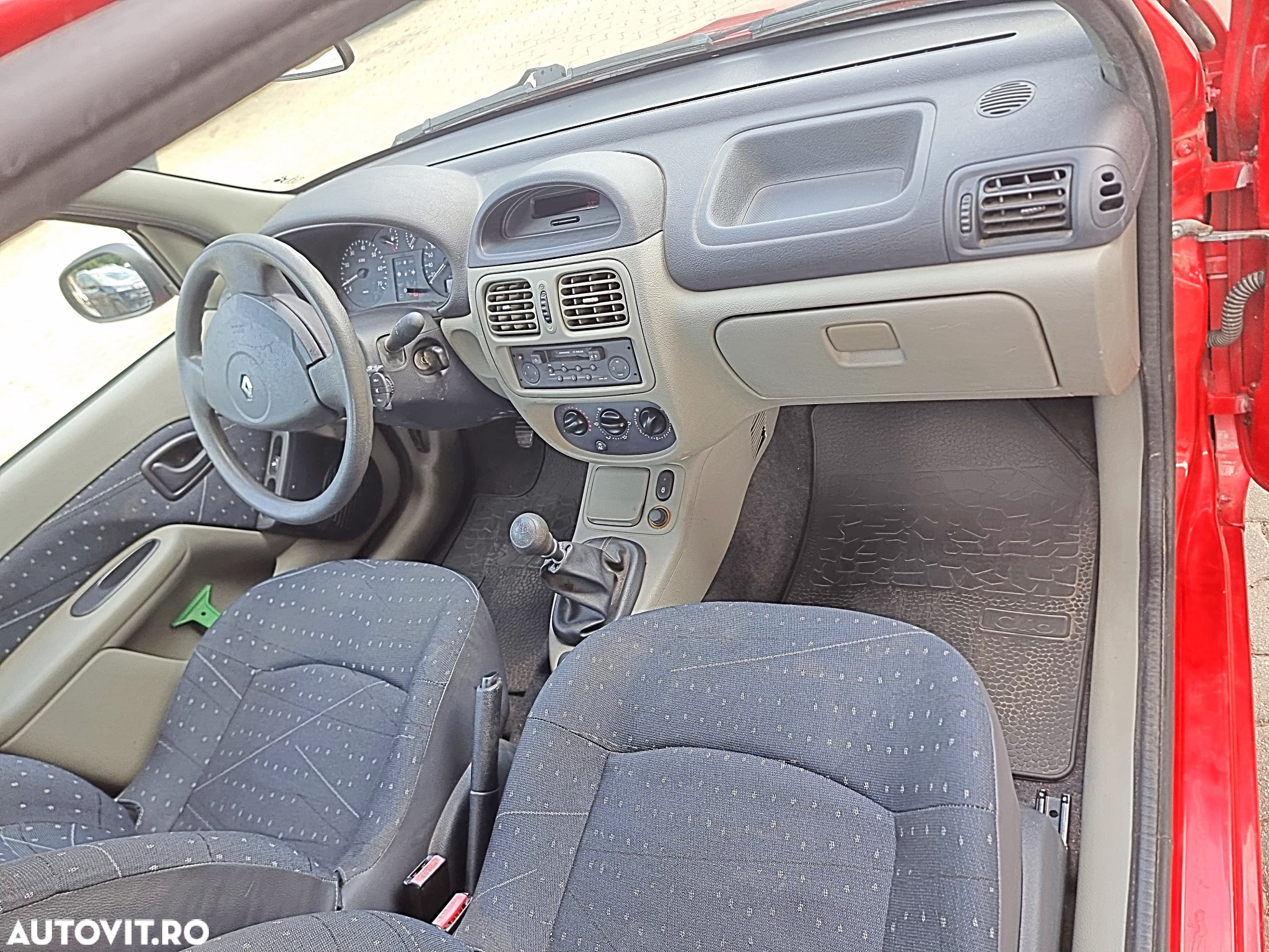 Renault Clio - 5