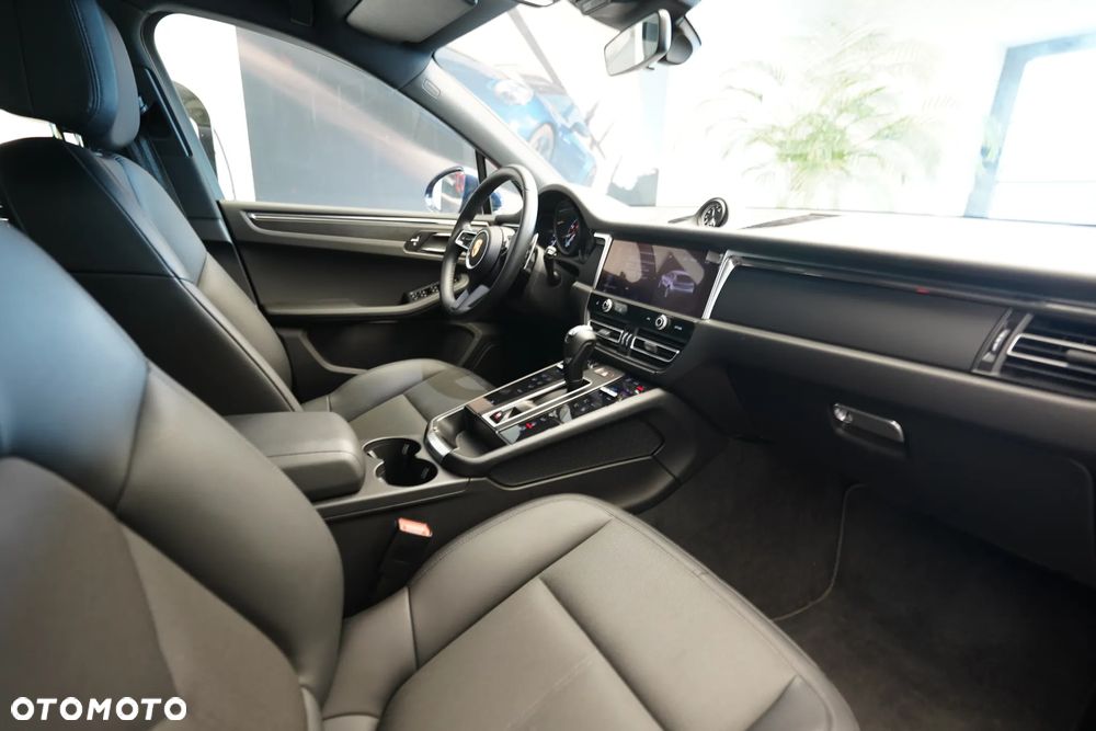 Porsche Macan - 13