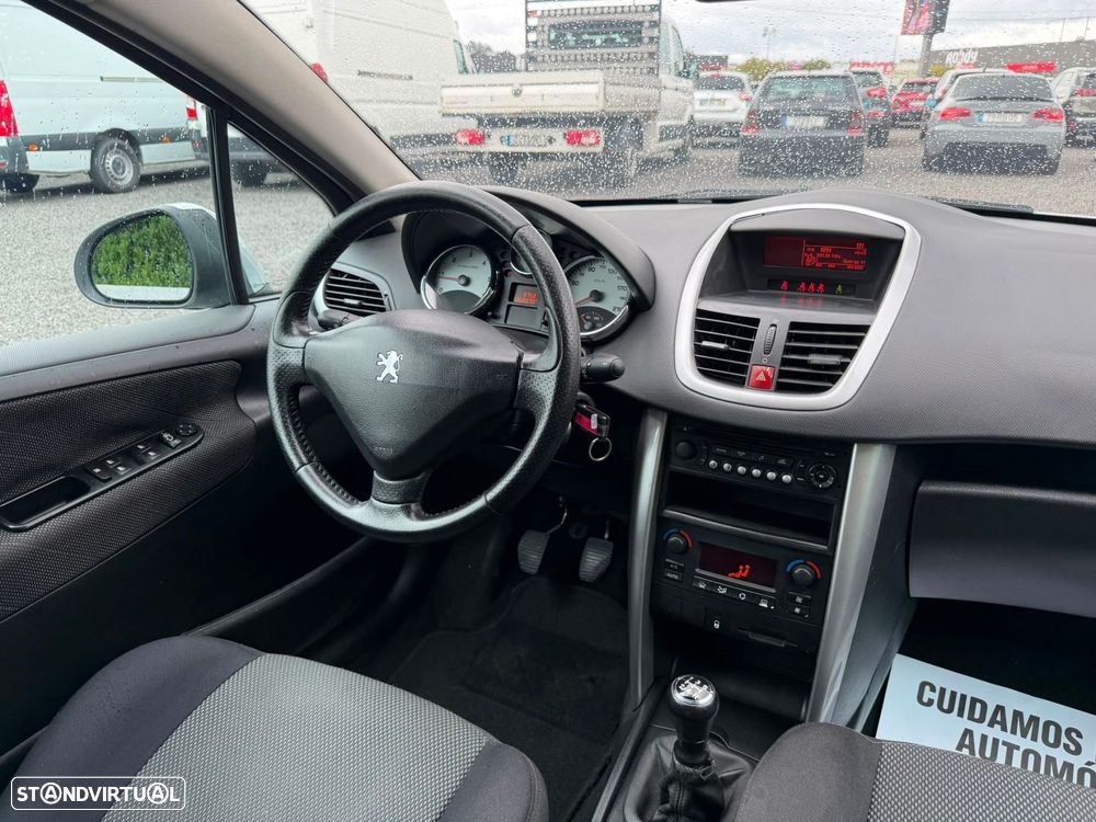 Peugeot 207 1.6 HDi Sport - 8