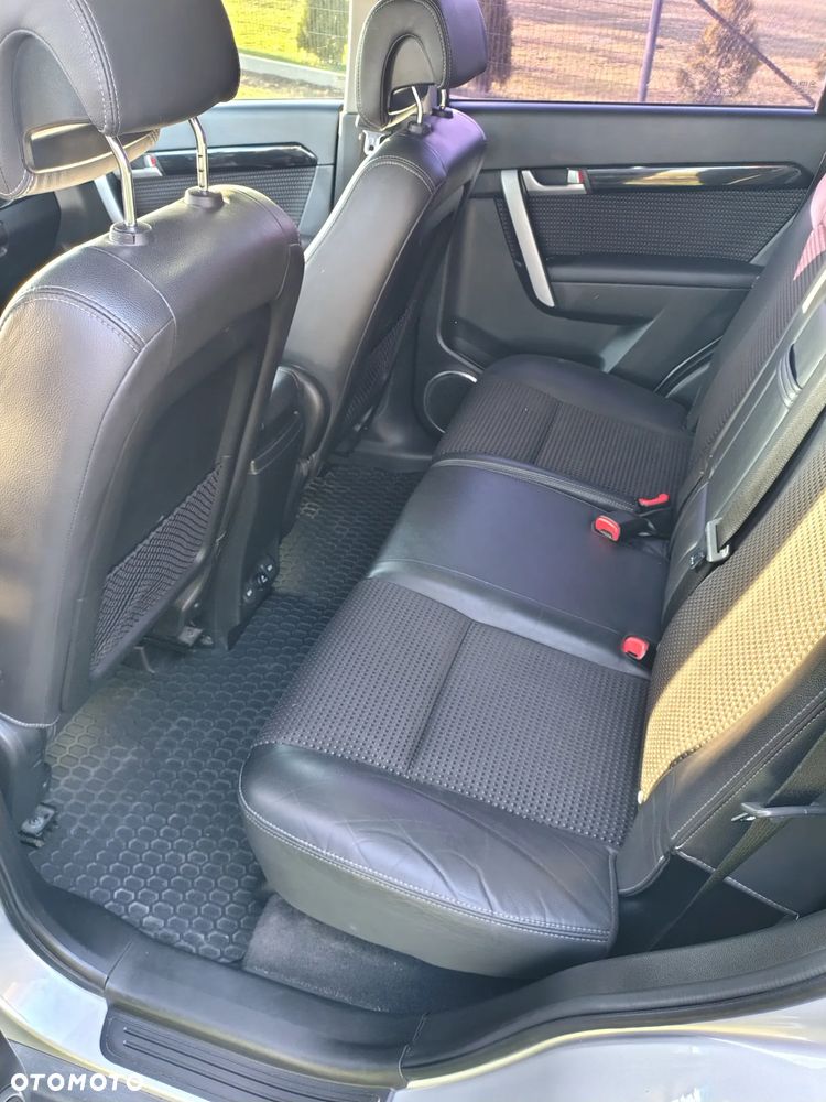 Chevrolet Captiva 2.4 FWD LT - 12