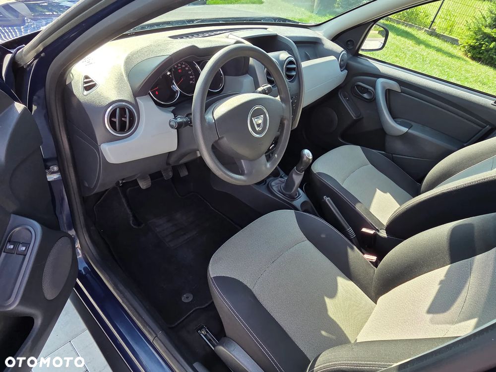 Dacia Duster 1.6 16V 105 4x2 Essentiel - 12