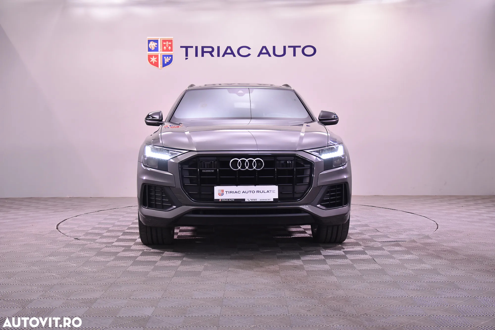 Audi Q8 - 8