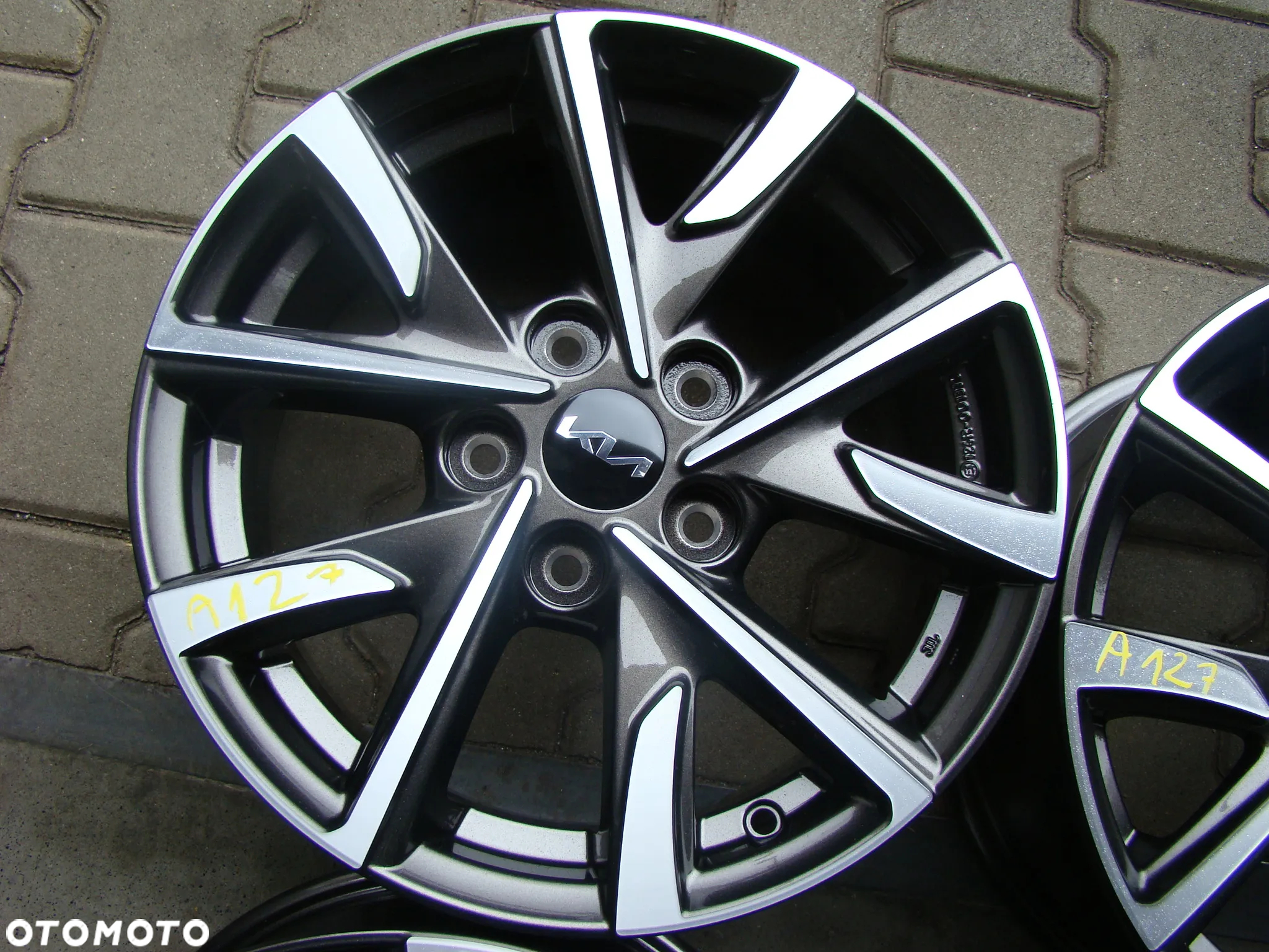 a127 5x114,3 Kia Proceed Soul Ceed Optima Sportage Carens 6,5Jx16 niemontowane - 5
