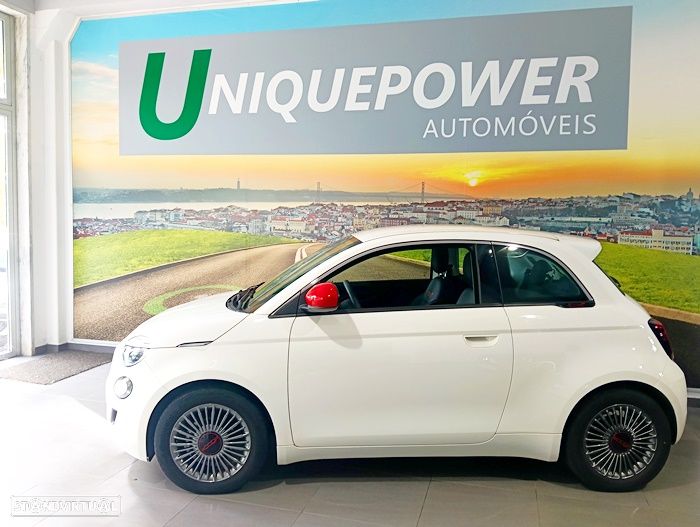 Fiat 500e (RED) - 8