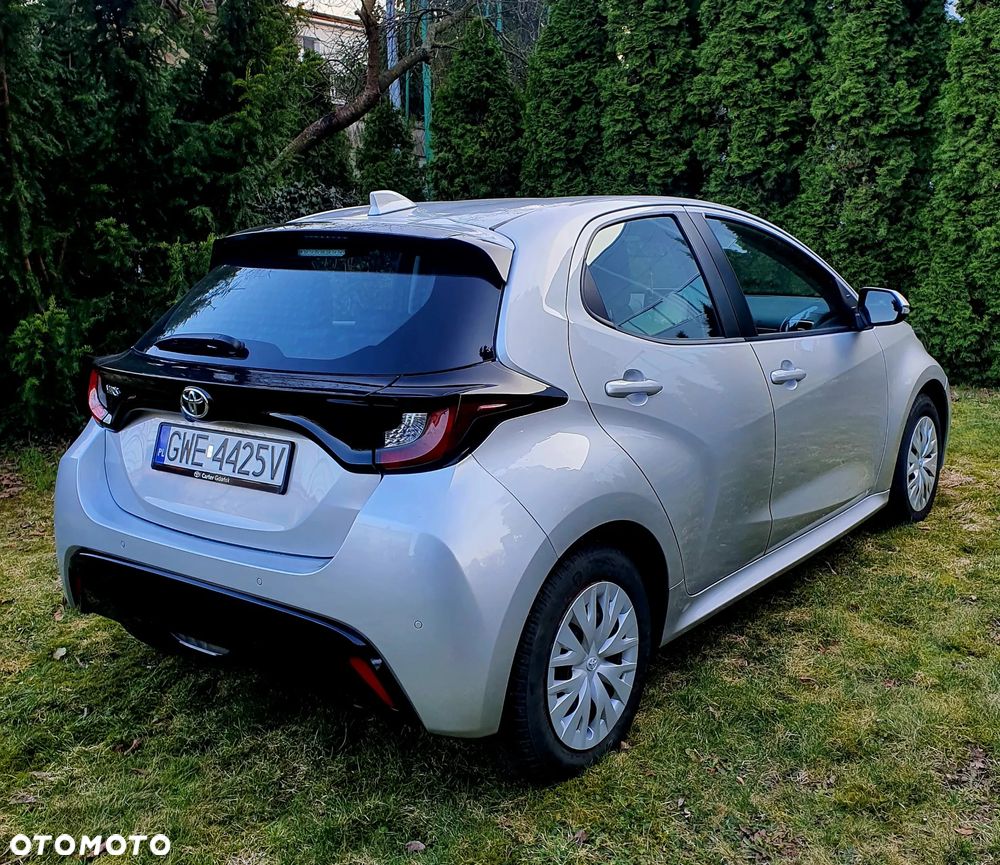 Toyota Yaris 1.5 Comfort CVT - 3