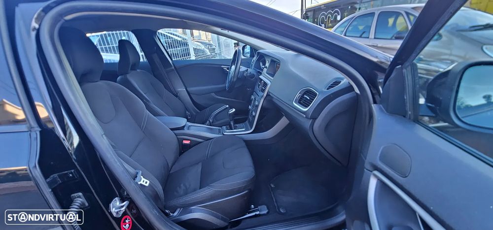 Volvo V40 2.0 D2 Momentum - 14