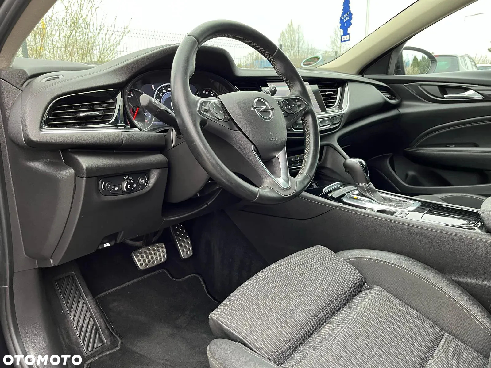 Opel Insignia Sports Tourer 1.5 Direct InjectionT Dynamic - 18
