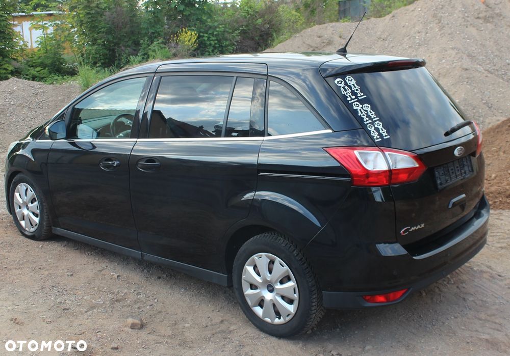 Ford Grand C-MAX - 5