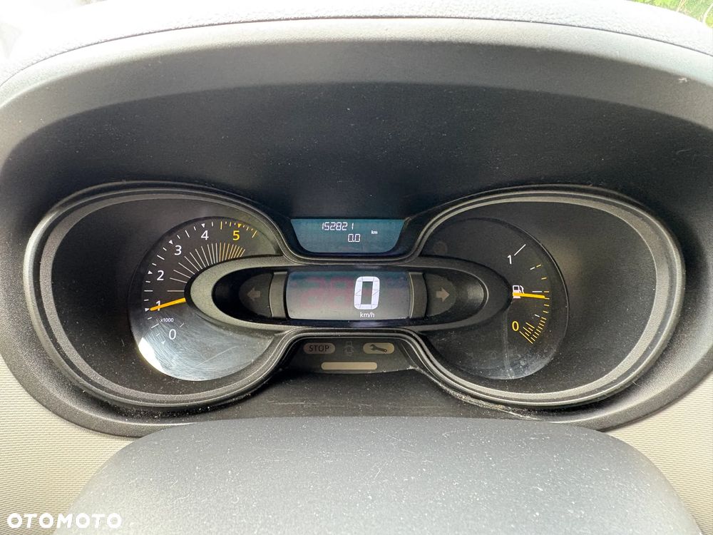 Renault Trafic - 13